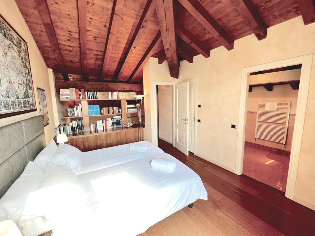 法拉利住宅酒店 Moniga del Garda 外观 照片