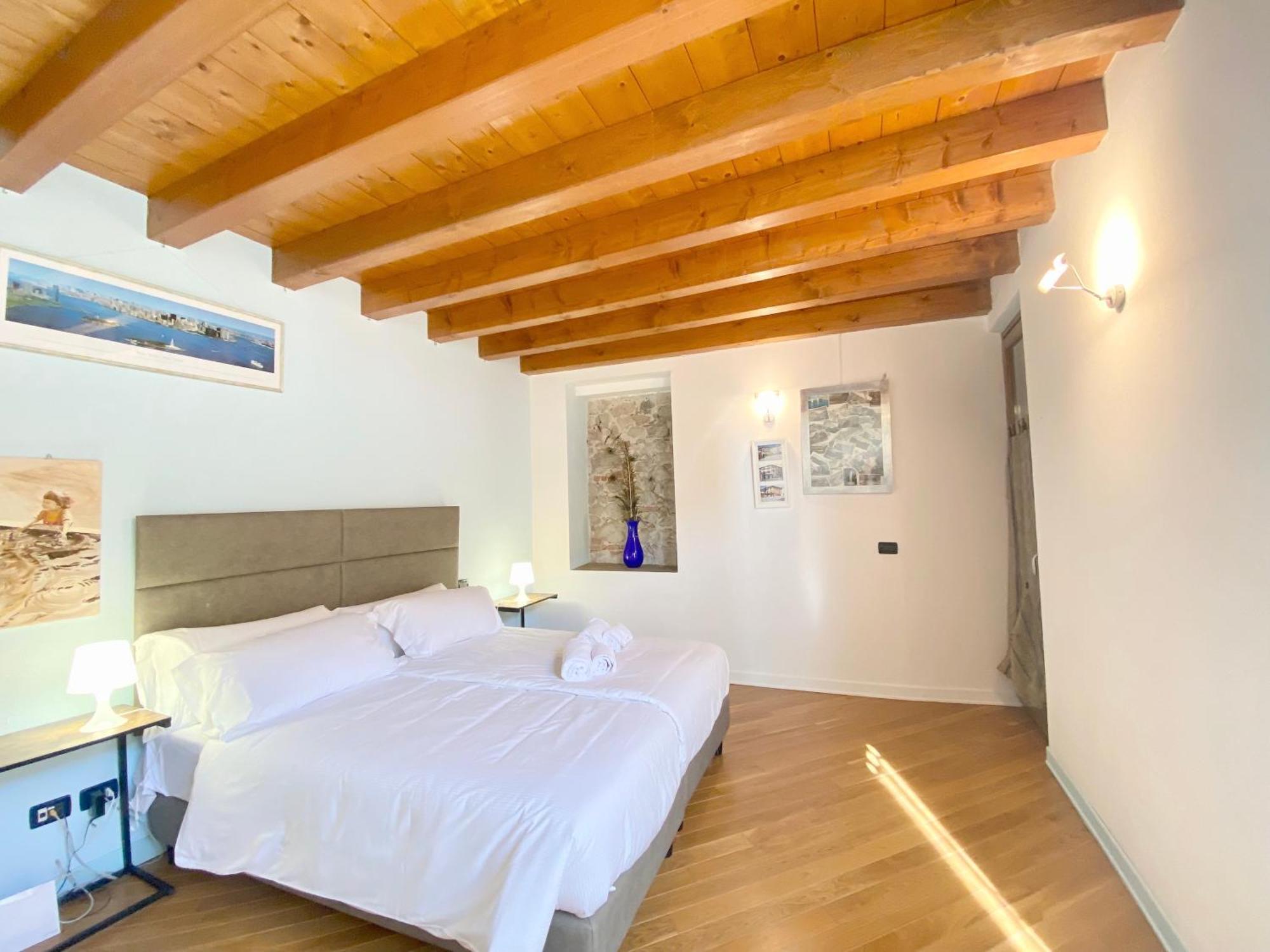 法拉利住宅酒店 Moniga del Garda 客房 照片