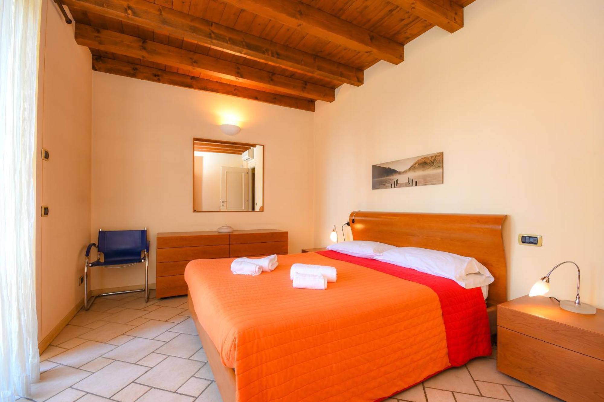 法拉利住宅酒店 Moniga del Garda 客房 照片
